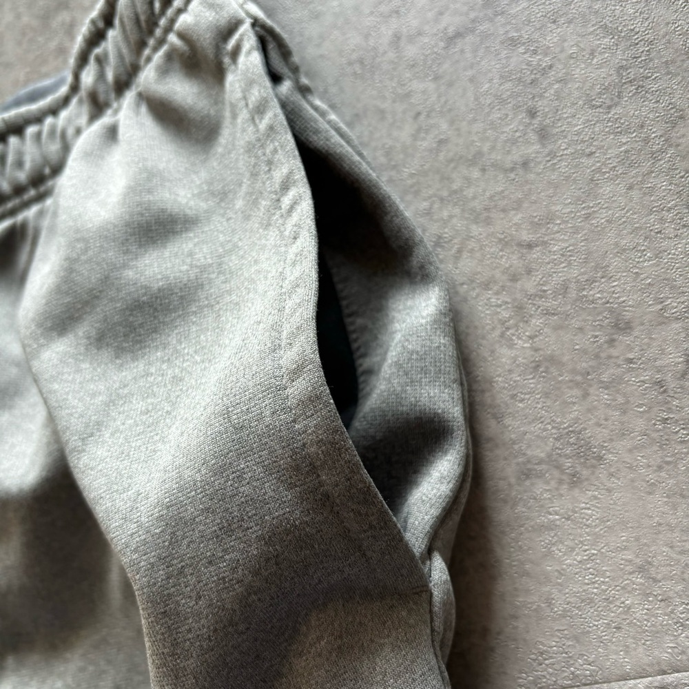 Gray nike therma fit sweatpants - Picture 5 of 9